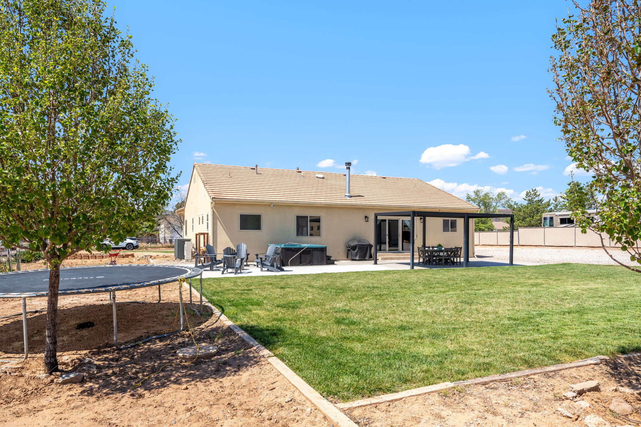 PARADISE ESTATES - Residential