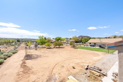 Tiny photo for 7776 N WAGON RD, Saint George, UT 84770 (MLS # 26-271277)