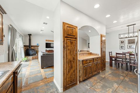 Tiny photo for 7776 N WAGON RD, Saint George, UT 84770 (MLS # 26-271277)