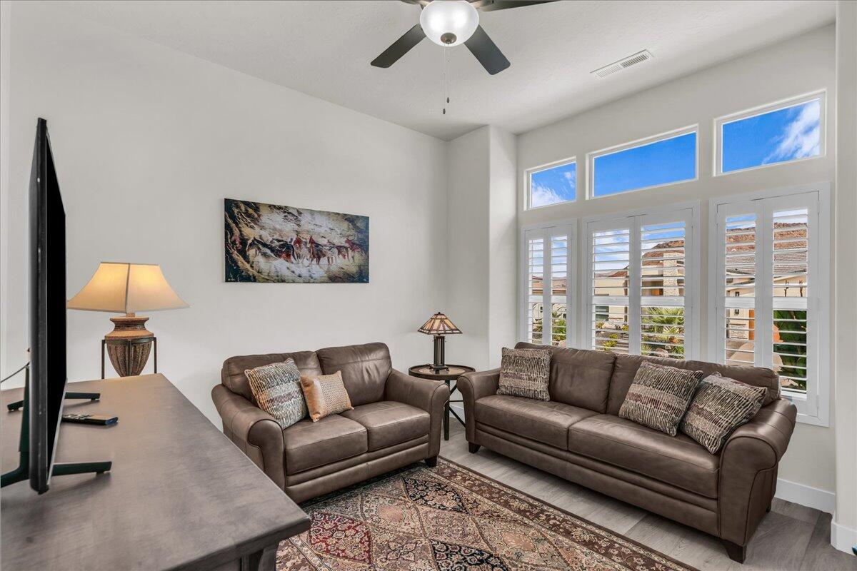 SHOOTING STAR - Residential