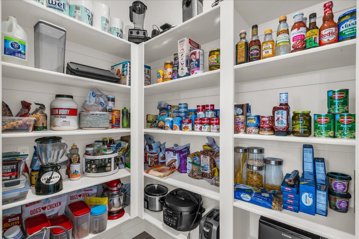 SHOOTING STAR - Residential