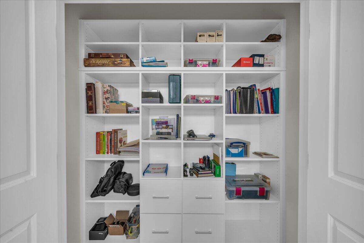 SHOOTING STAR - Residential