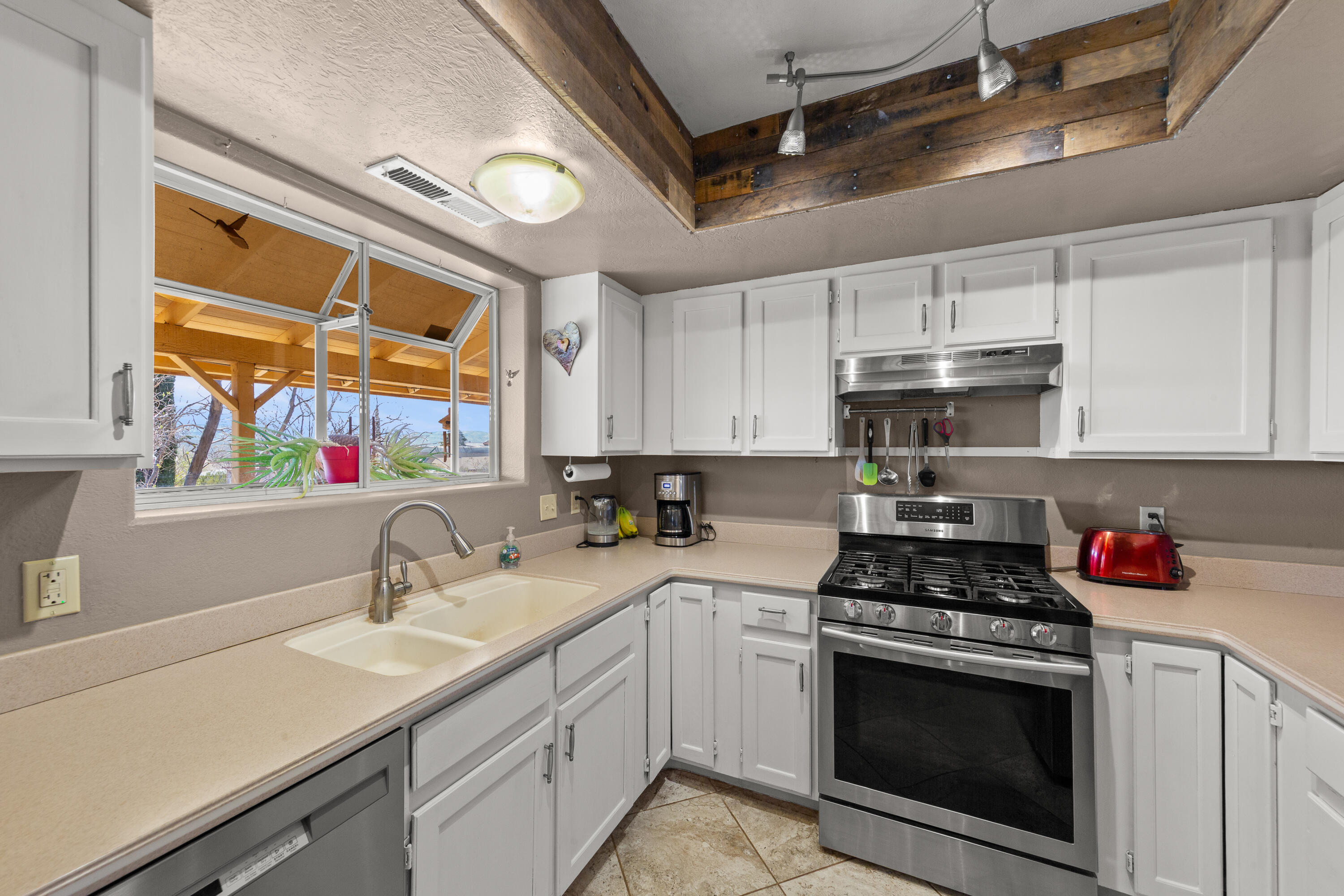 ST GEO & SANTA CLARA BICS (I) - Residential