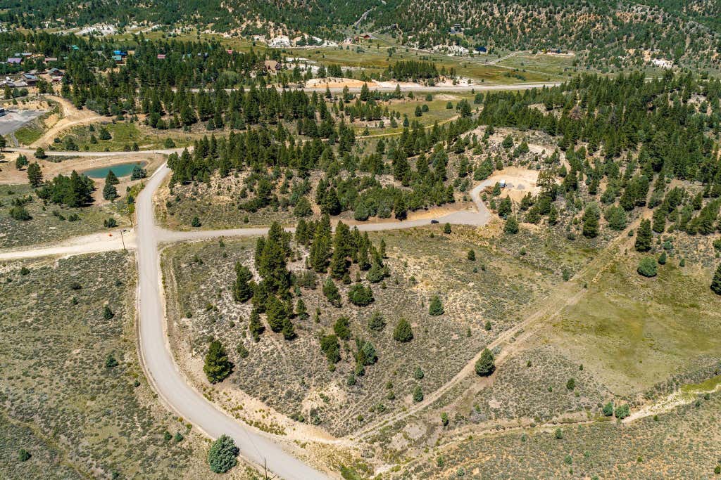 Photo of 2635 N Carter Circle DR, Alton, UT 84710 (MLS # 26-275105)