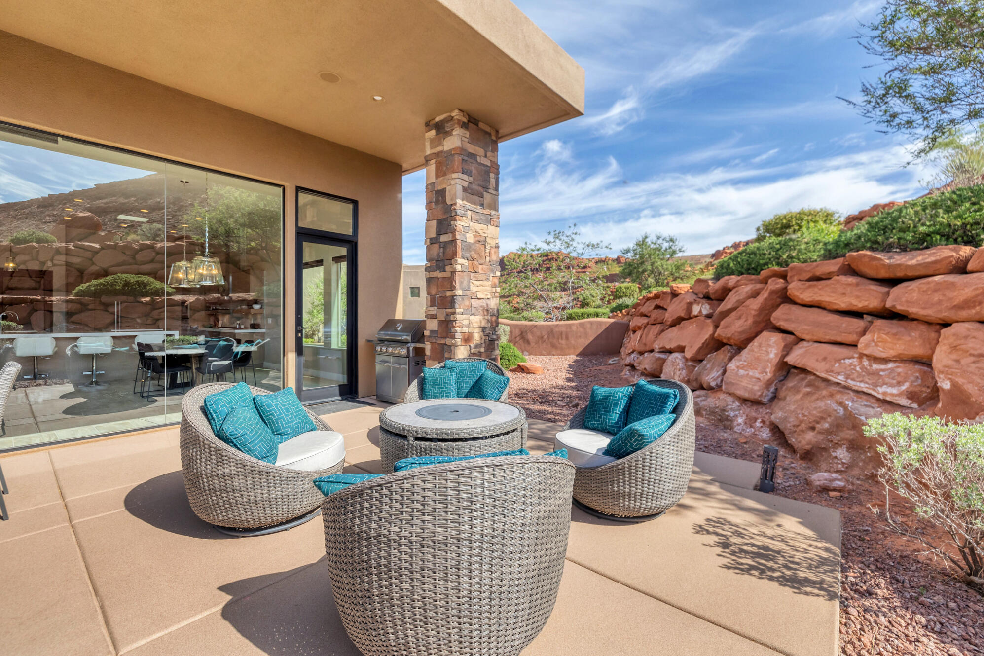 KACHINA SPRINGS EAST AT ENTRADA - Residential