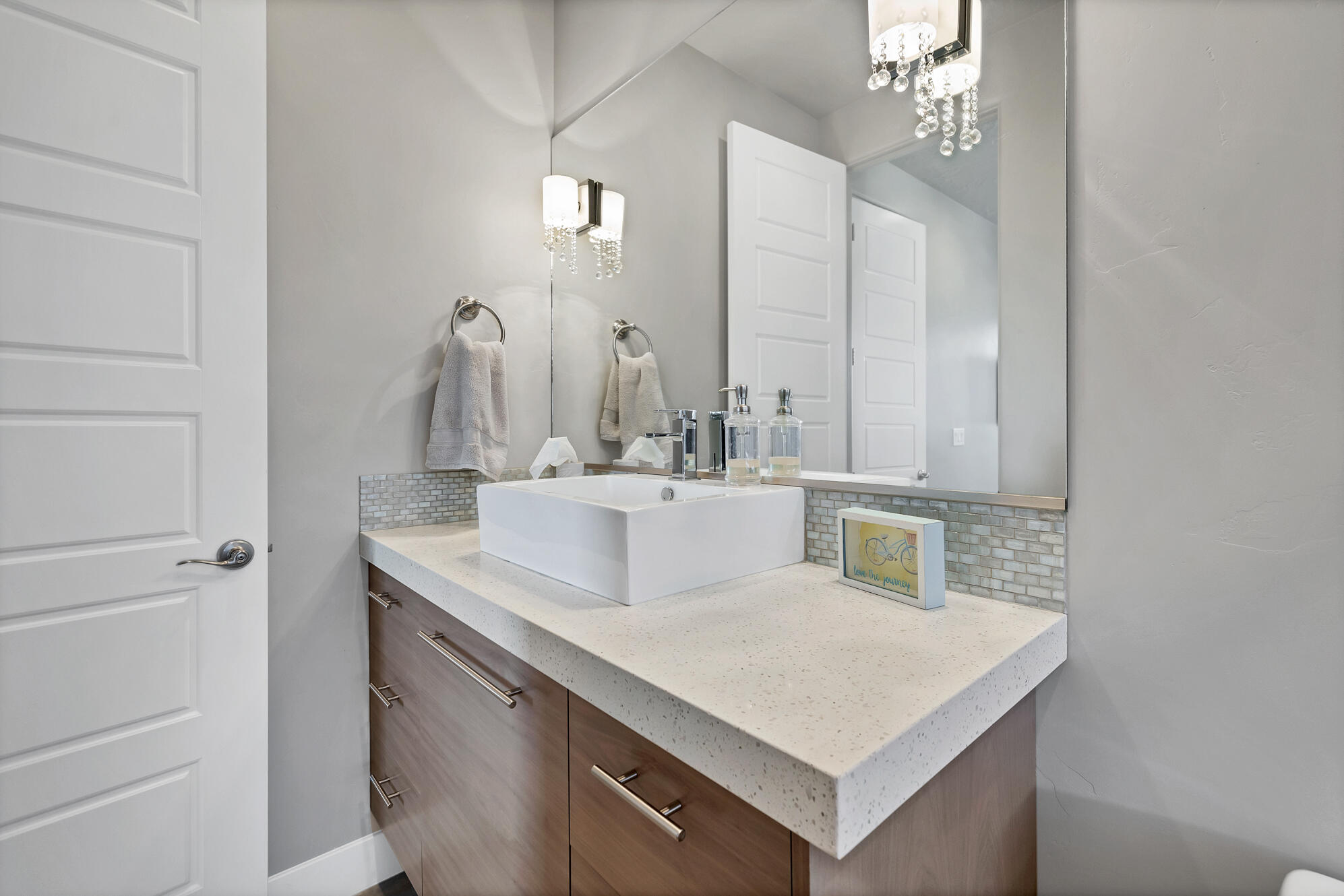 KACHINA SPRINGS EAST AT ENTRADA - Residential