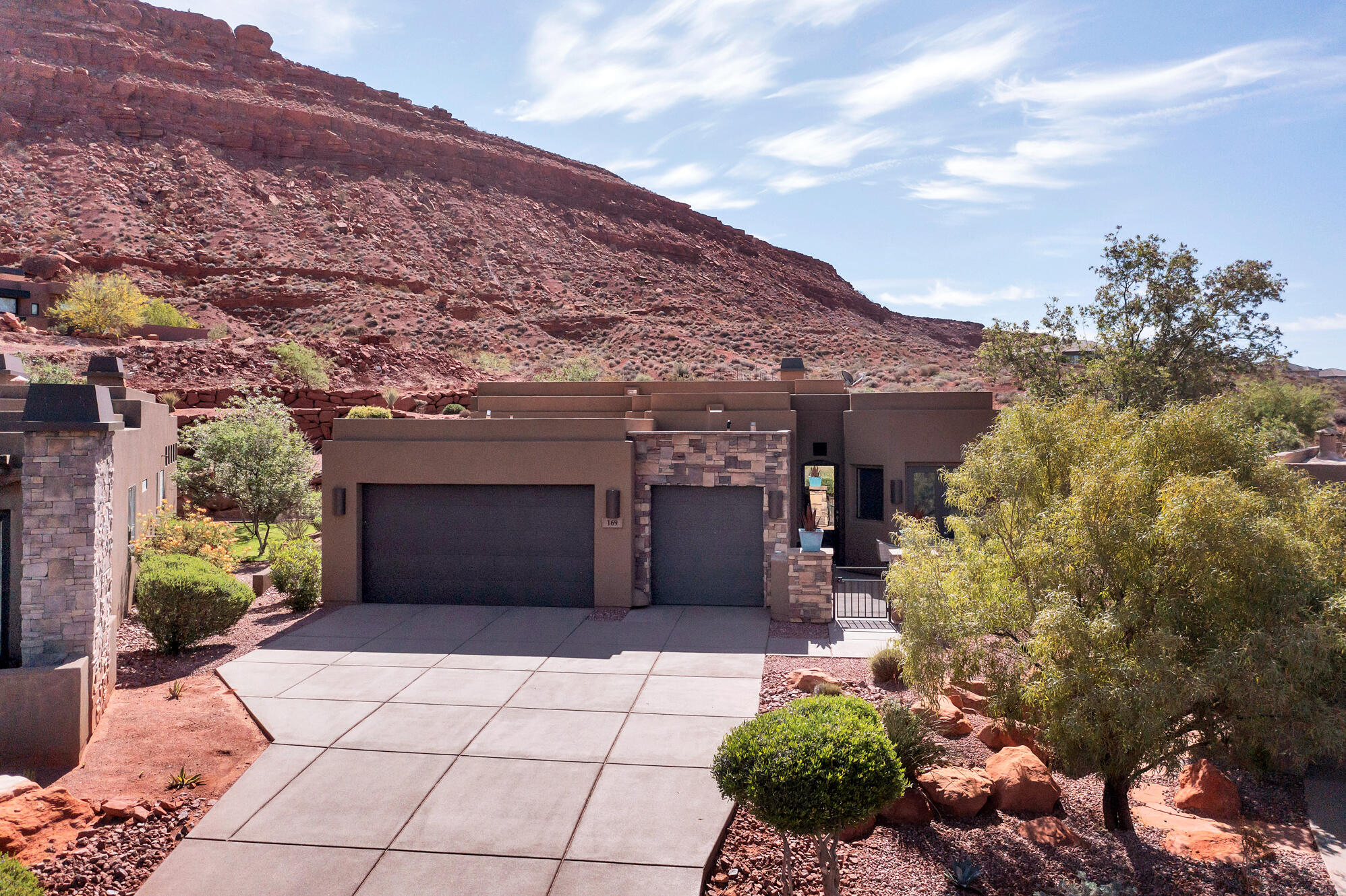 KACHINA SPRINGS EAST AT ENTRADA - Residential