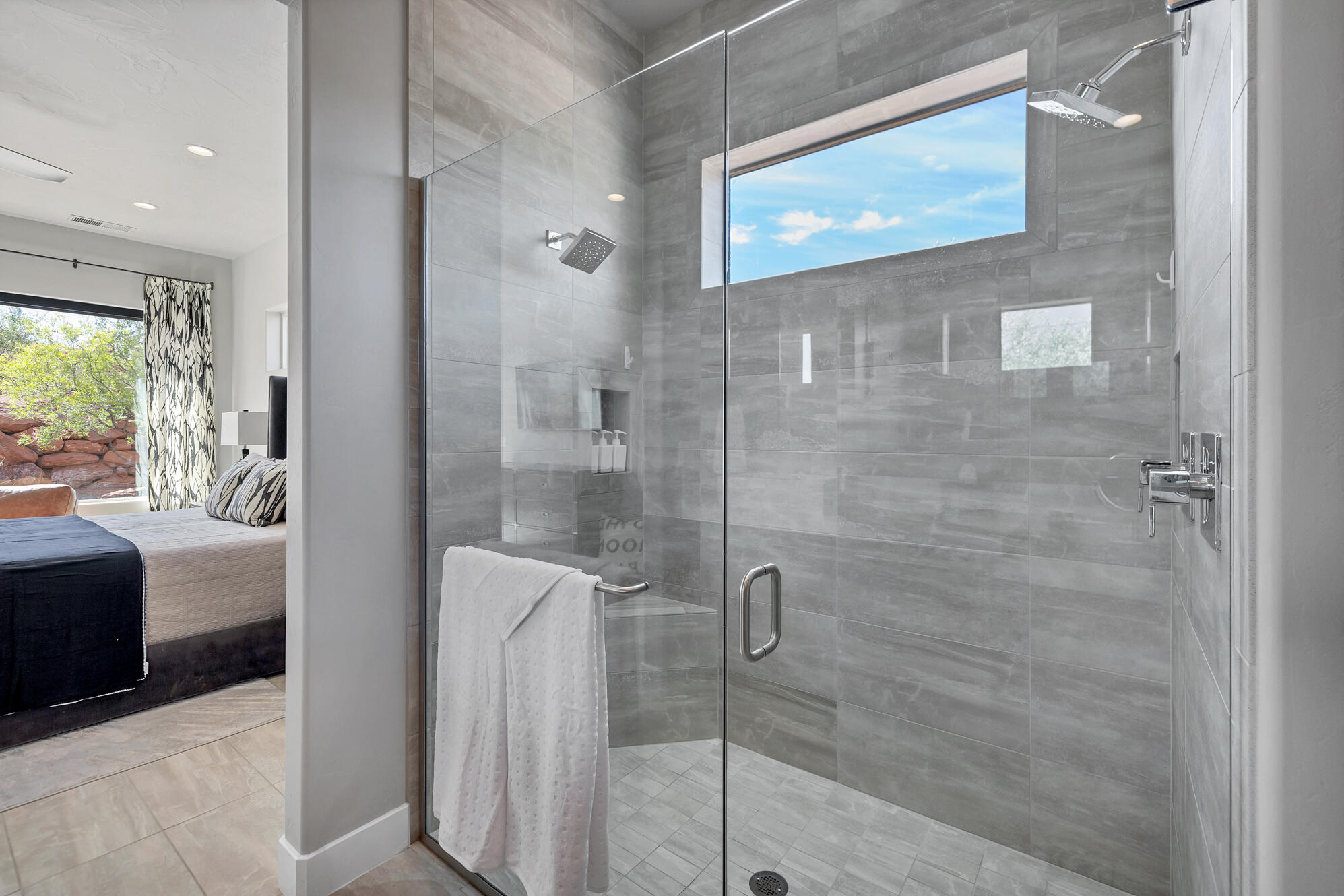 KACHINA SPRINGS EAST AT ENTRADA - Residential