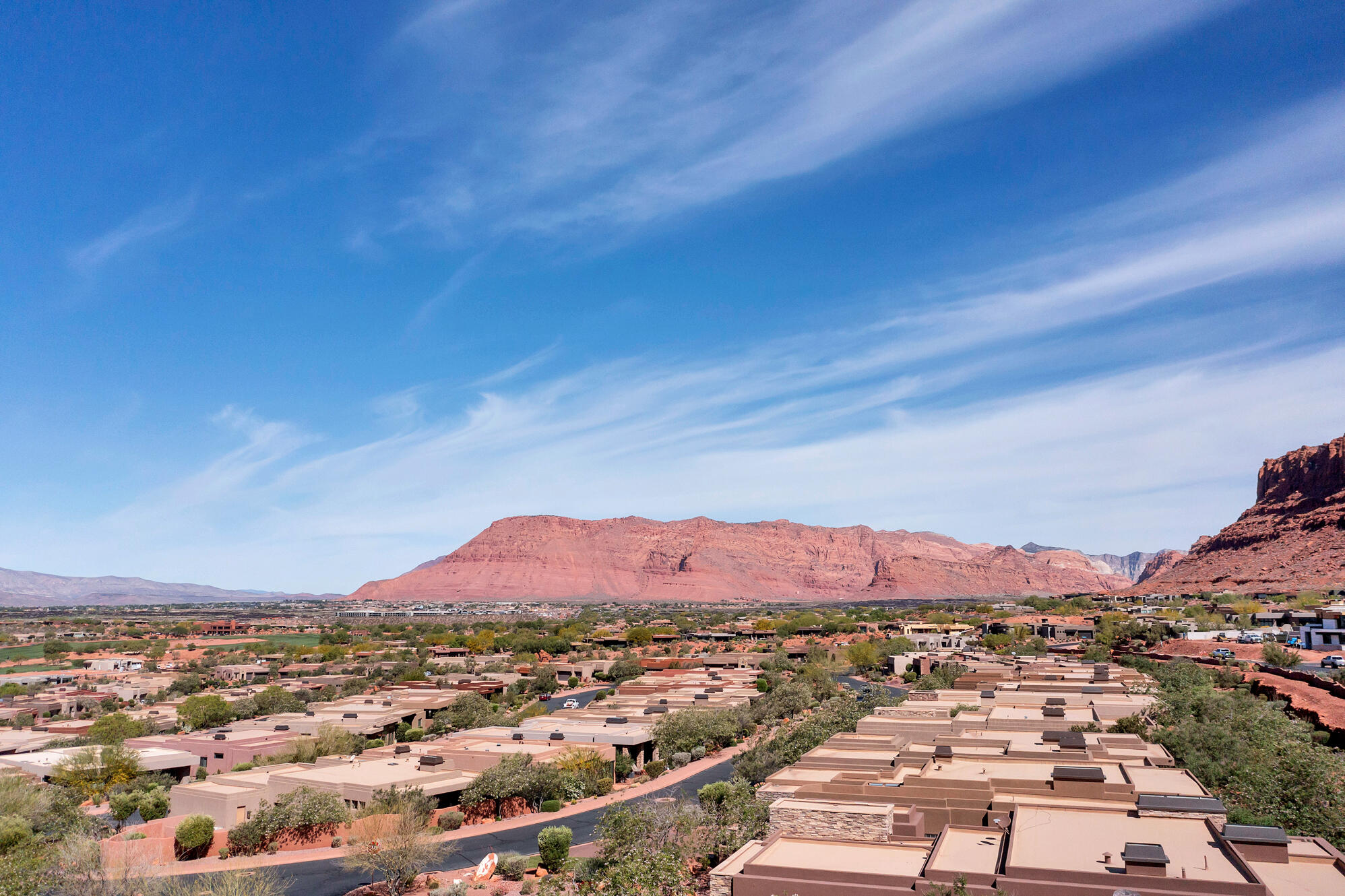 KACHINA SPRINGS EAST AT ENTRADA - Residential