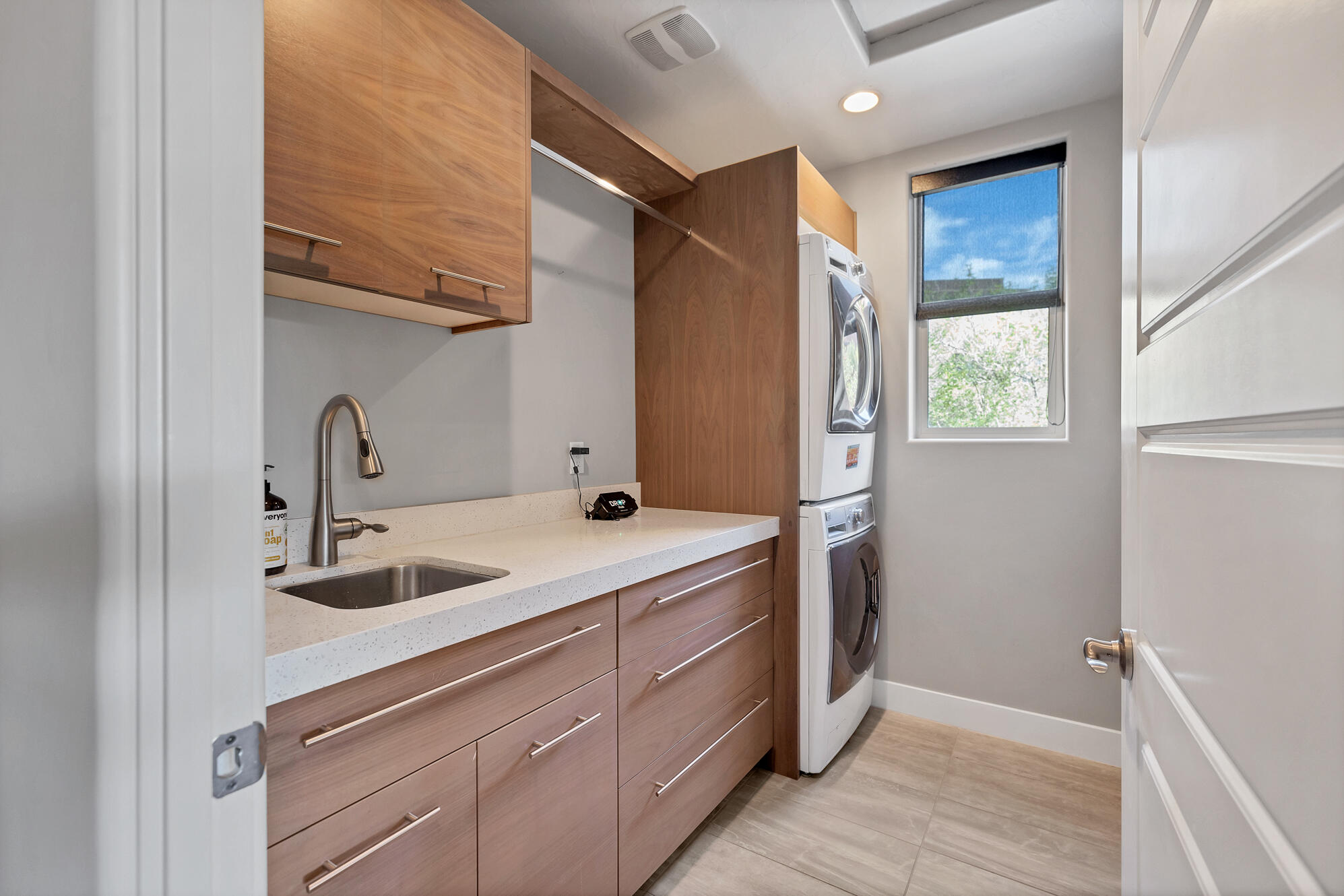 KACHINA SPRINGS EAST AT ENTRADA - Residential