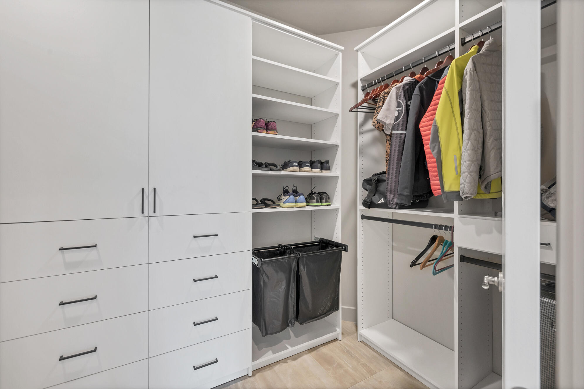 KACHINA SPRINGS EAST AT ENTRADA - Residential