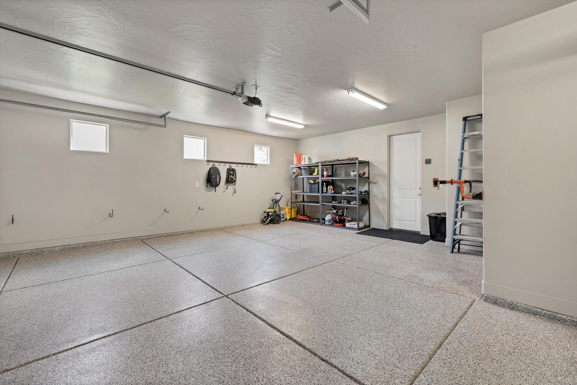 KACHINA SPRINGS EAST AT ENTRADA - Residential