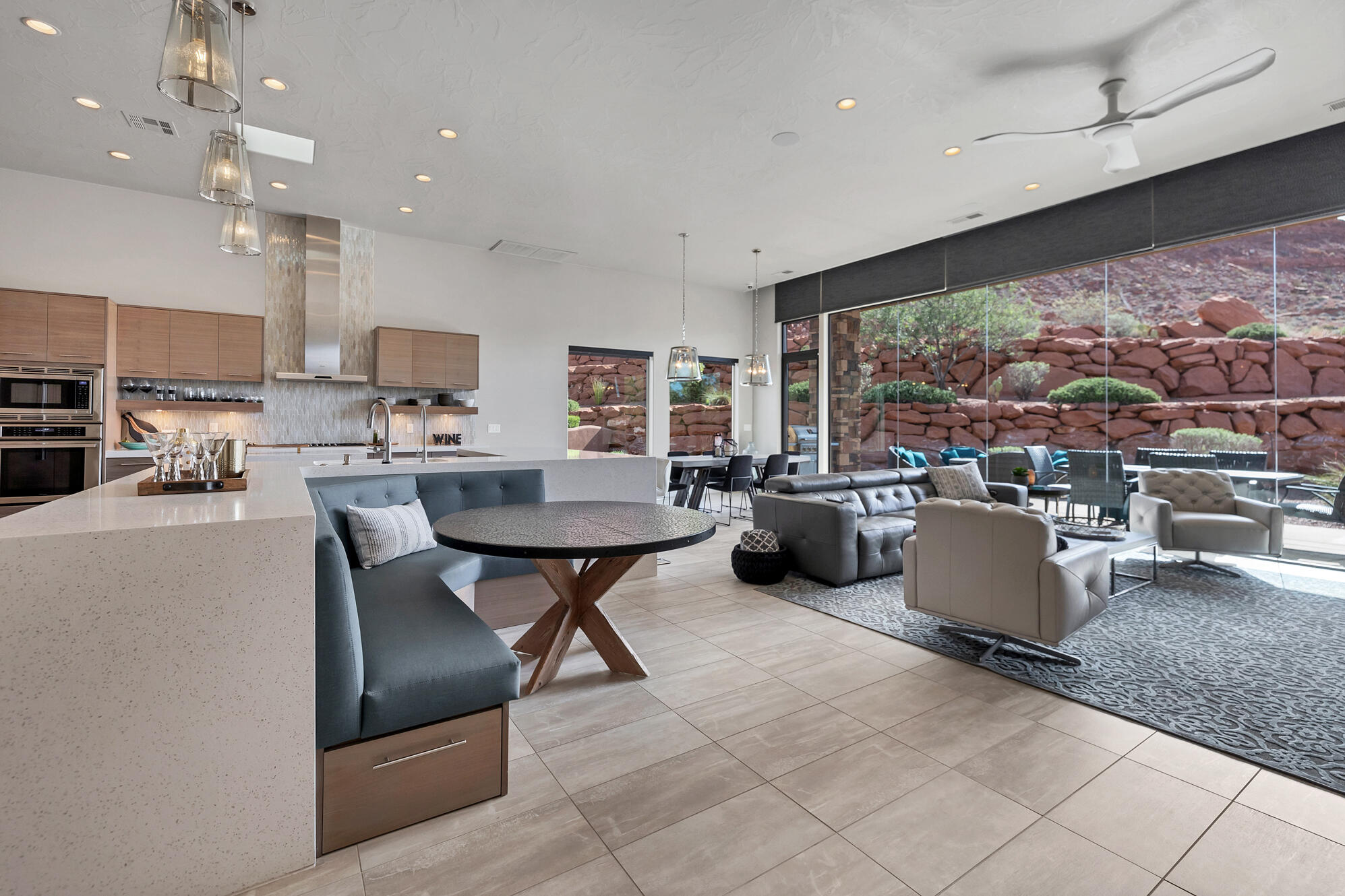 KACHINA SPRINGS EAST AT ENTRADA - Residential