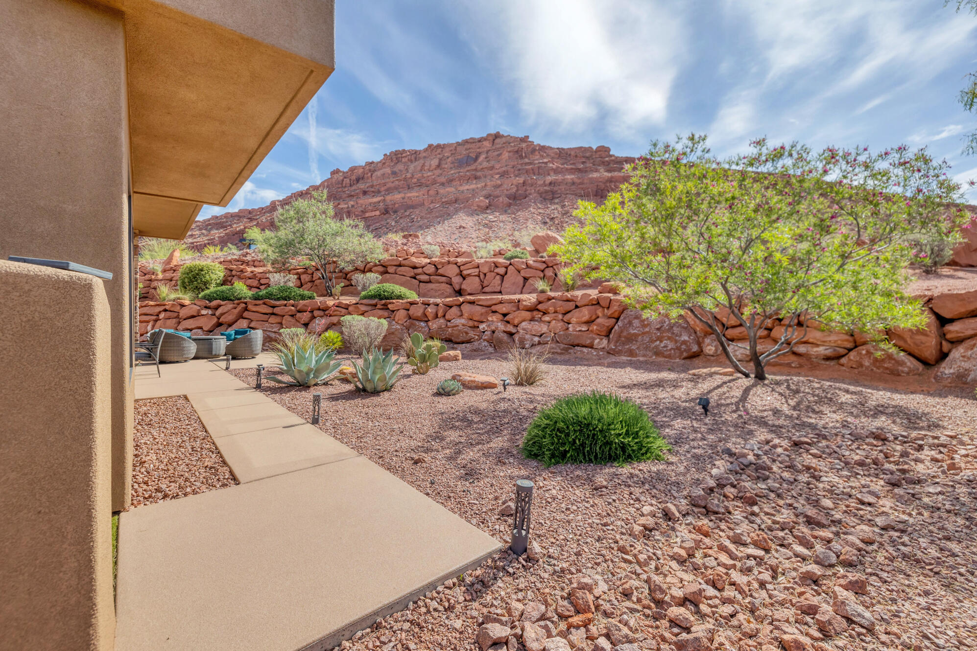 KACHINA SPRINGS EAST AT ENTRADA - Residential