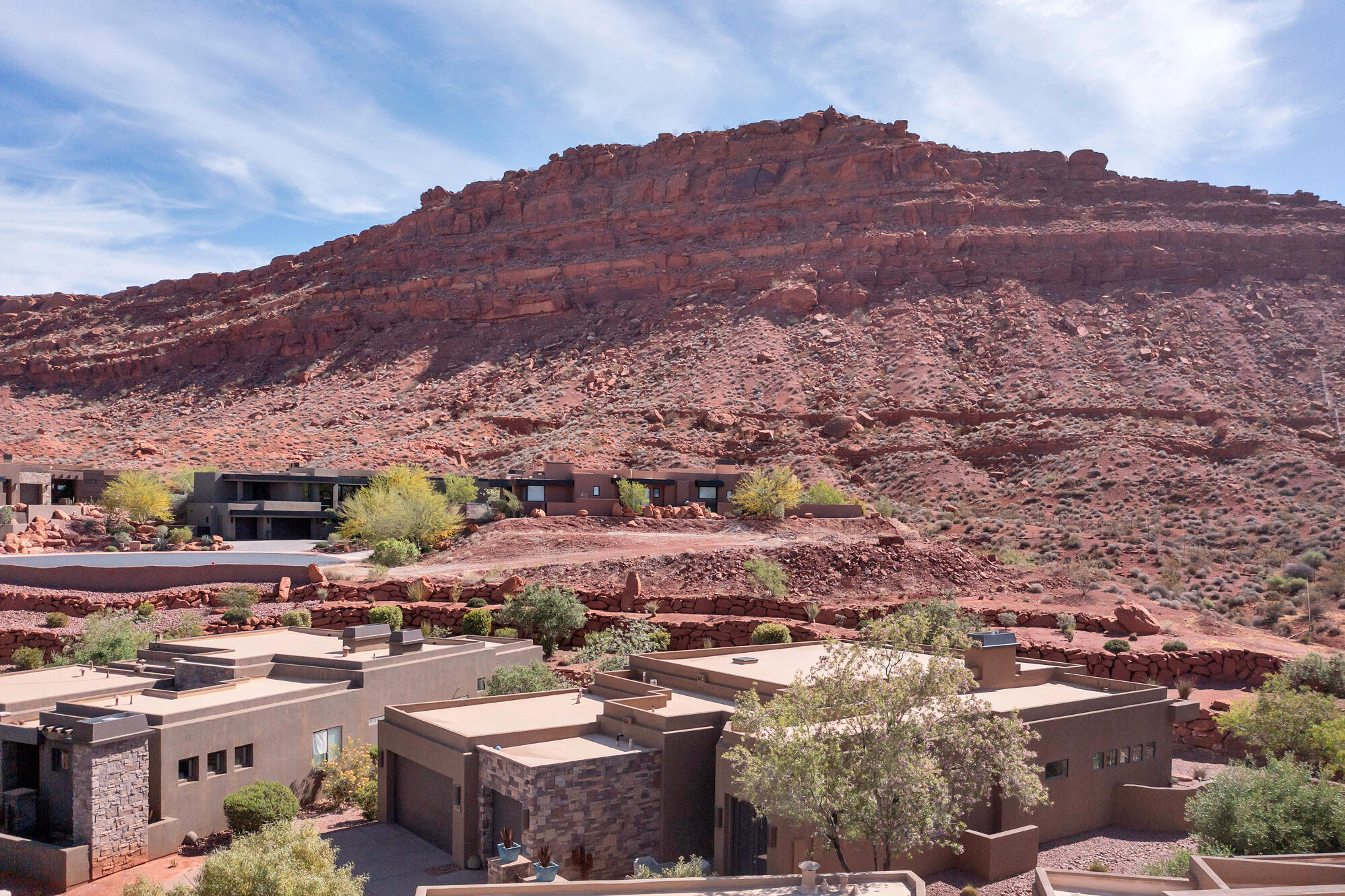 KACHINA SPRINGS EAST AT ENTRADA - Residential
