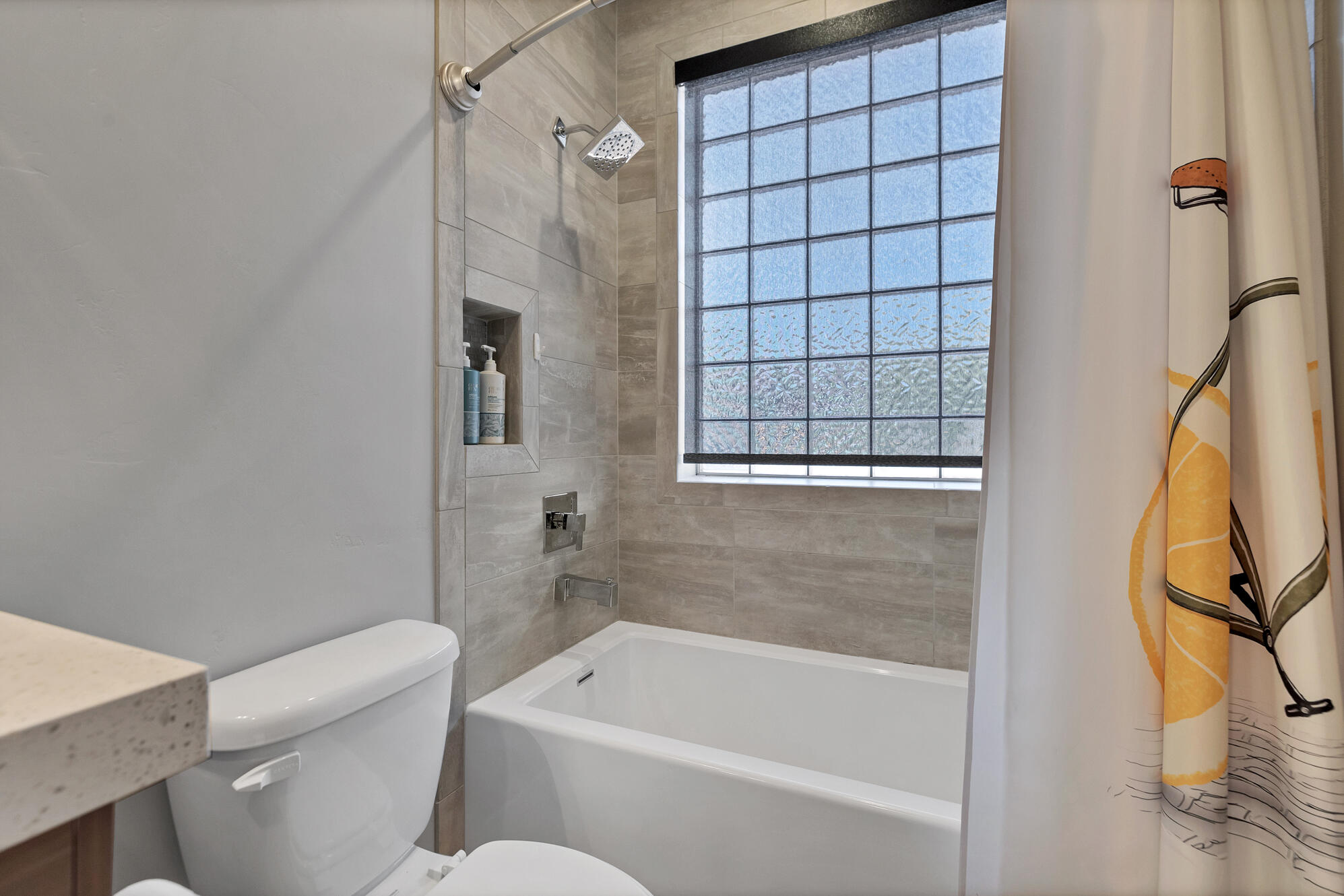 KACHINA SPRINGS EAST AT ENTRADA - Residential