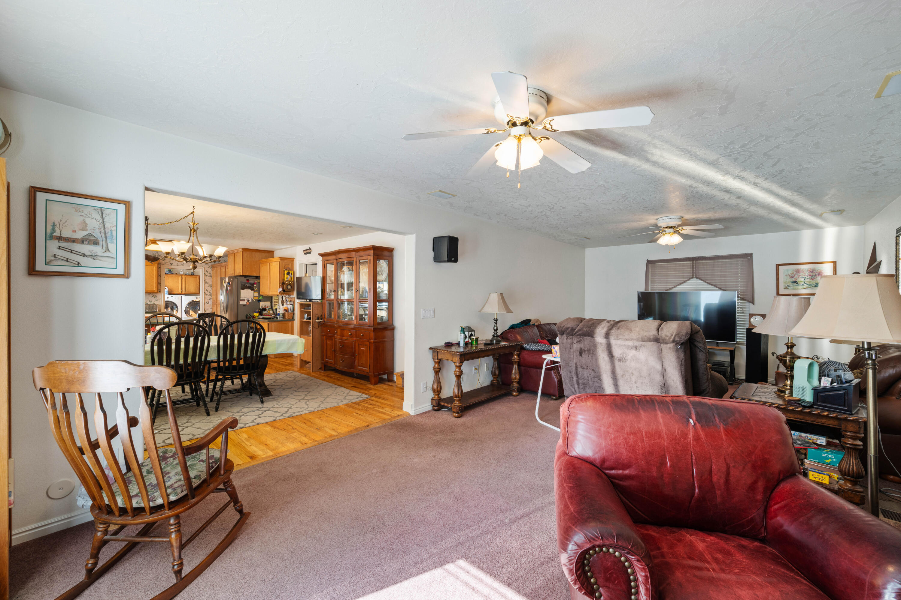 BLOOMINGTON HILLS - Residential