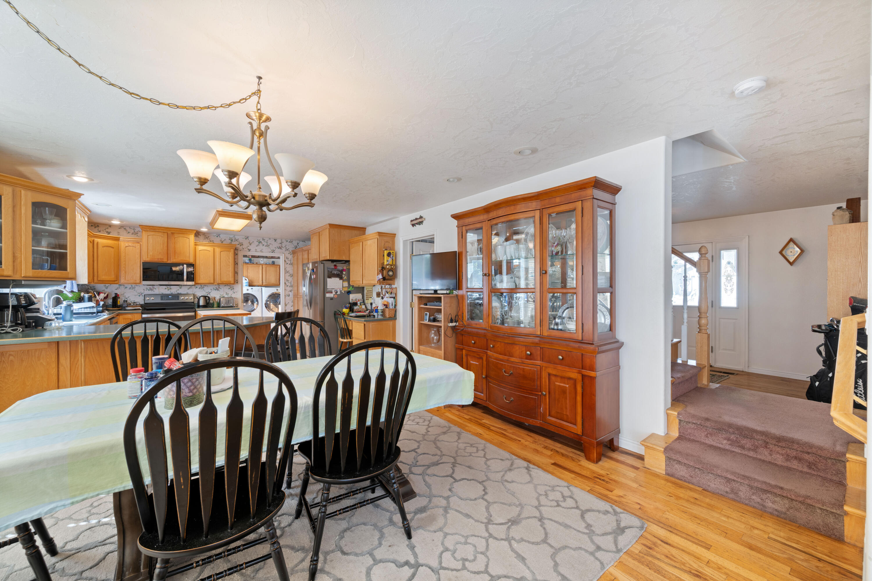 BLOOMINGTON HILLS - Residential