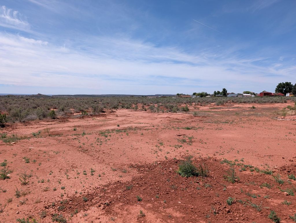 Photo of 1681 E Creekside DR, Kanab, UT 84741 (MLS # 26-271680)