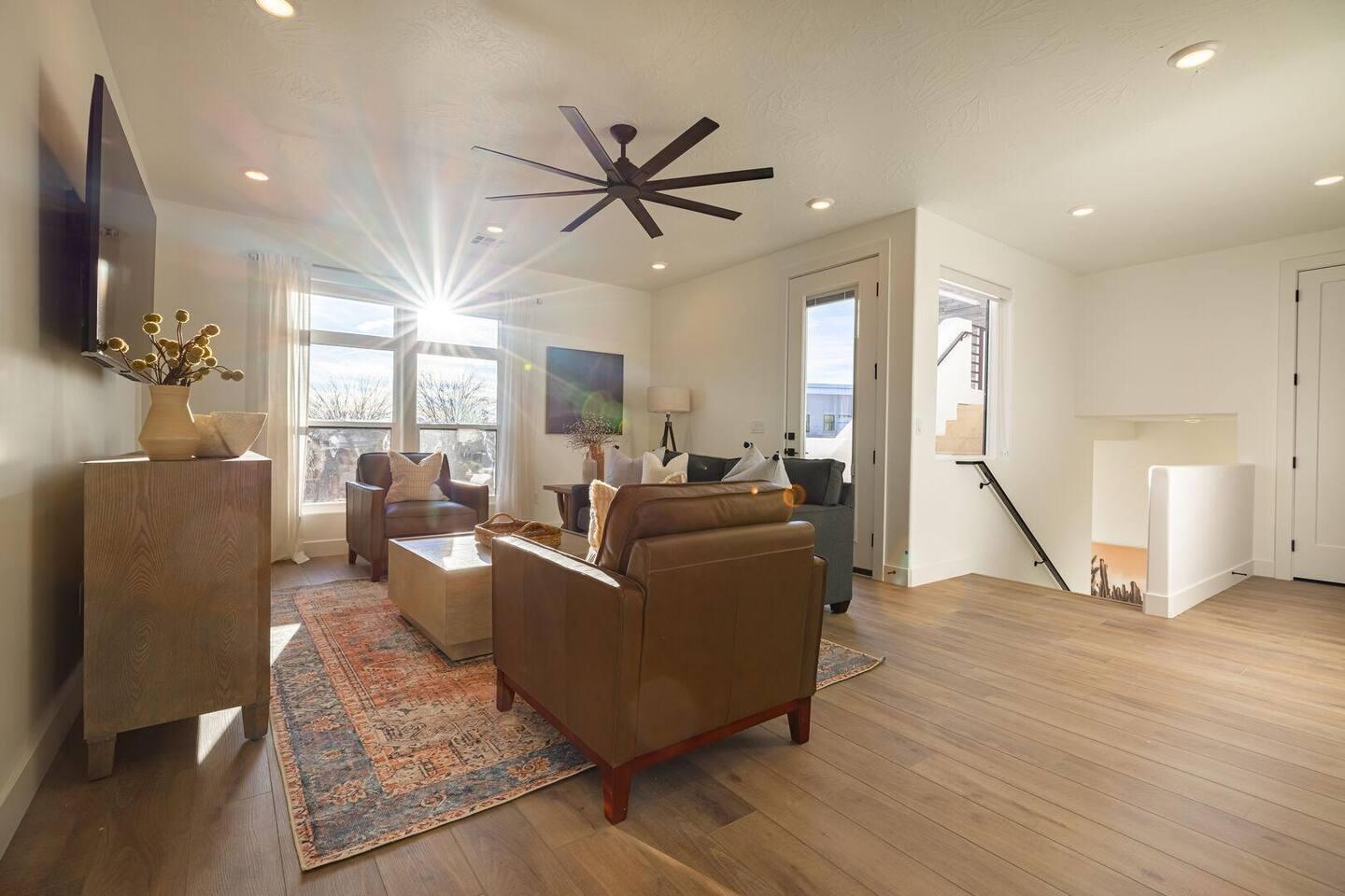 EIGHTH AT CORAL CANYON - Residential