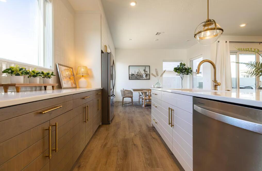 EIGHTH AT CORAL CANYON - Residential