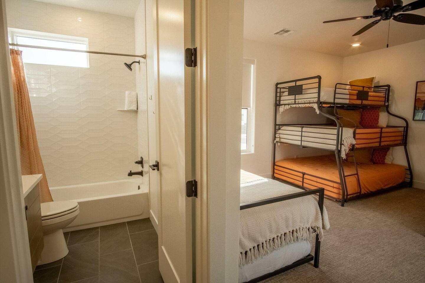 EIGHTH AT CORAL CANYON - Residential