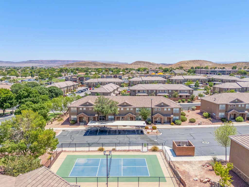 Photo of 3155 S Hidden Valley DR 271 #271, Saint George, UT 84790 (MLS # 26-274885)