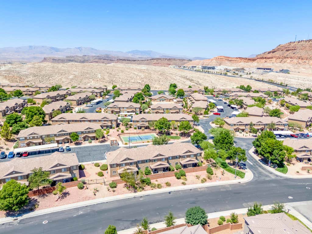 Photo of 3155 S Hidden Valley DR 271 #271, Saint George, UT 84790 (MLS # 26-274885)