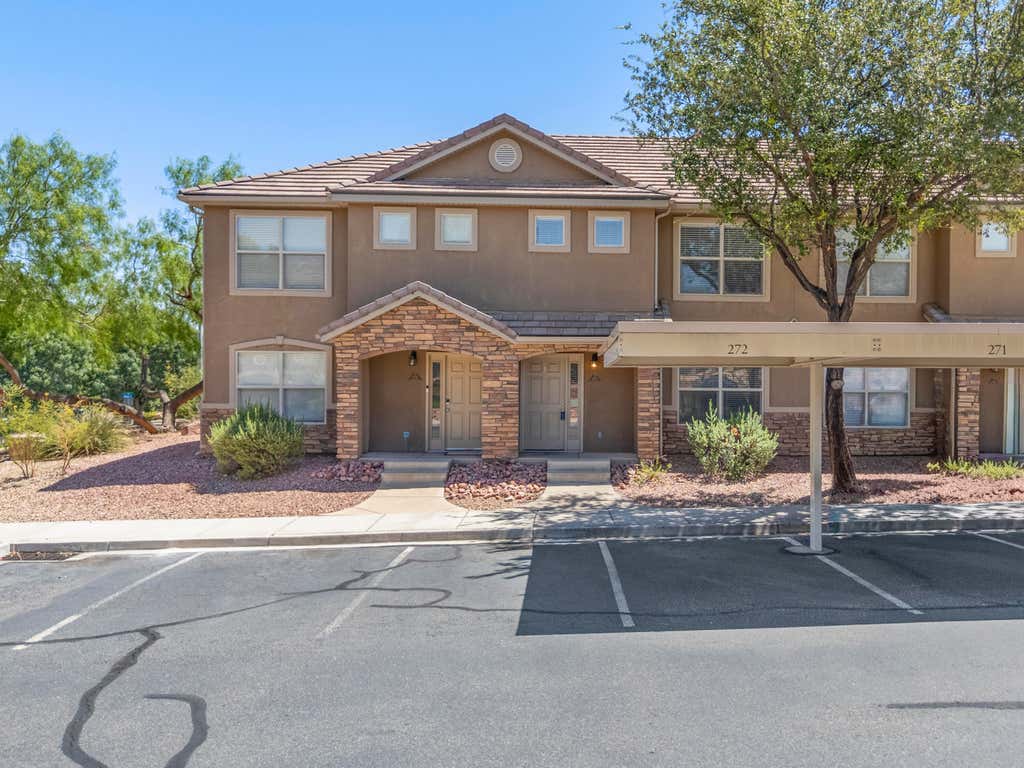 Photo of 3155 S Hidden Valley DR 271 #271, Saint George, UT 84790 (MLS # 26-274885)