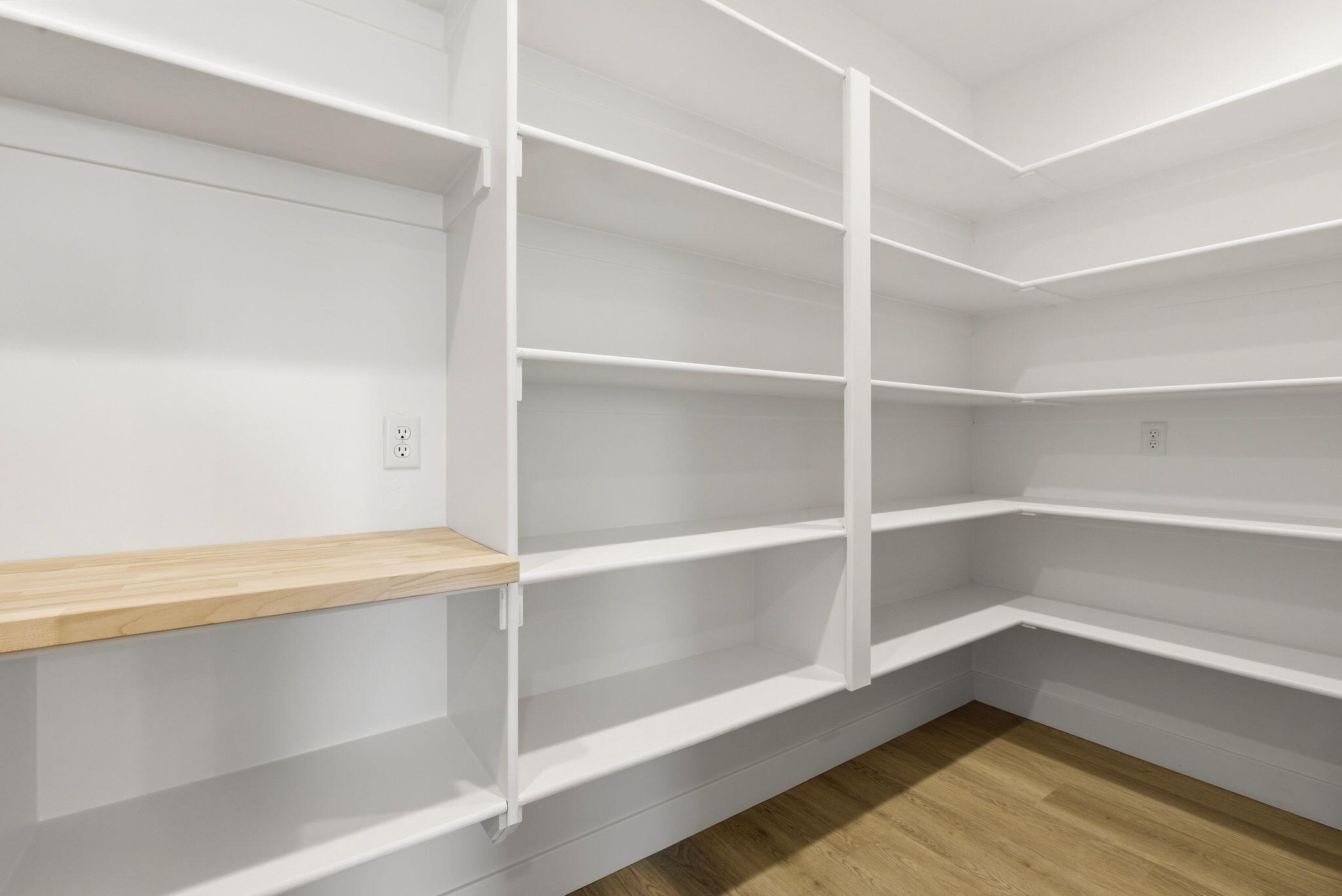 HURRICANE VIEWS - Residential