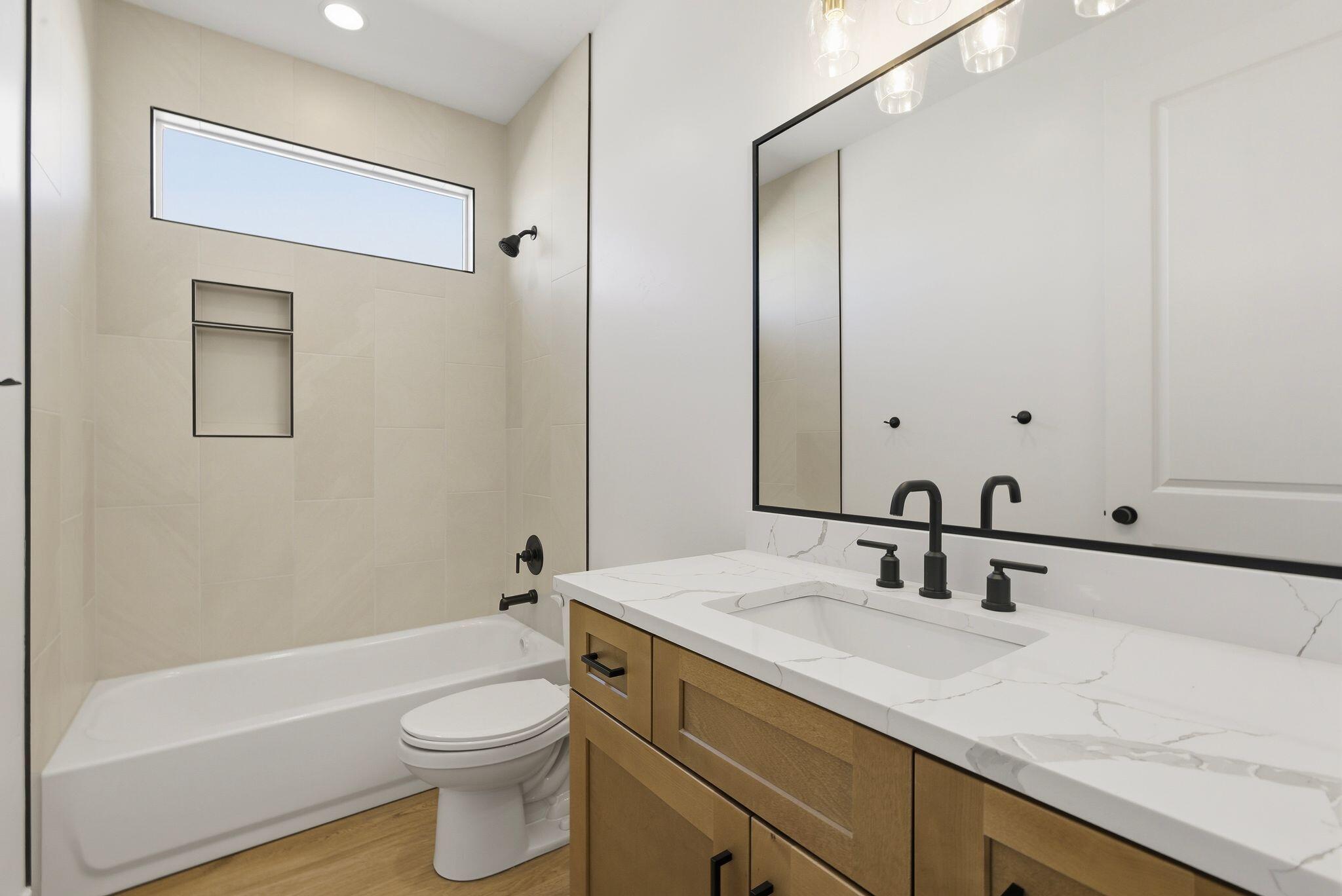 HURRICANE VIEWS - Residential