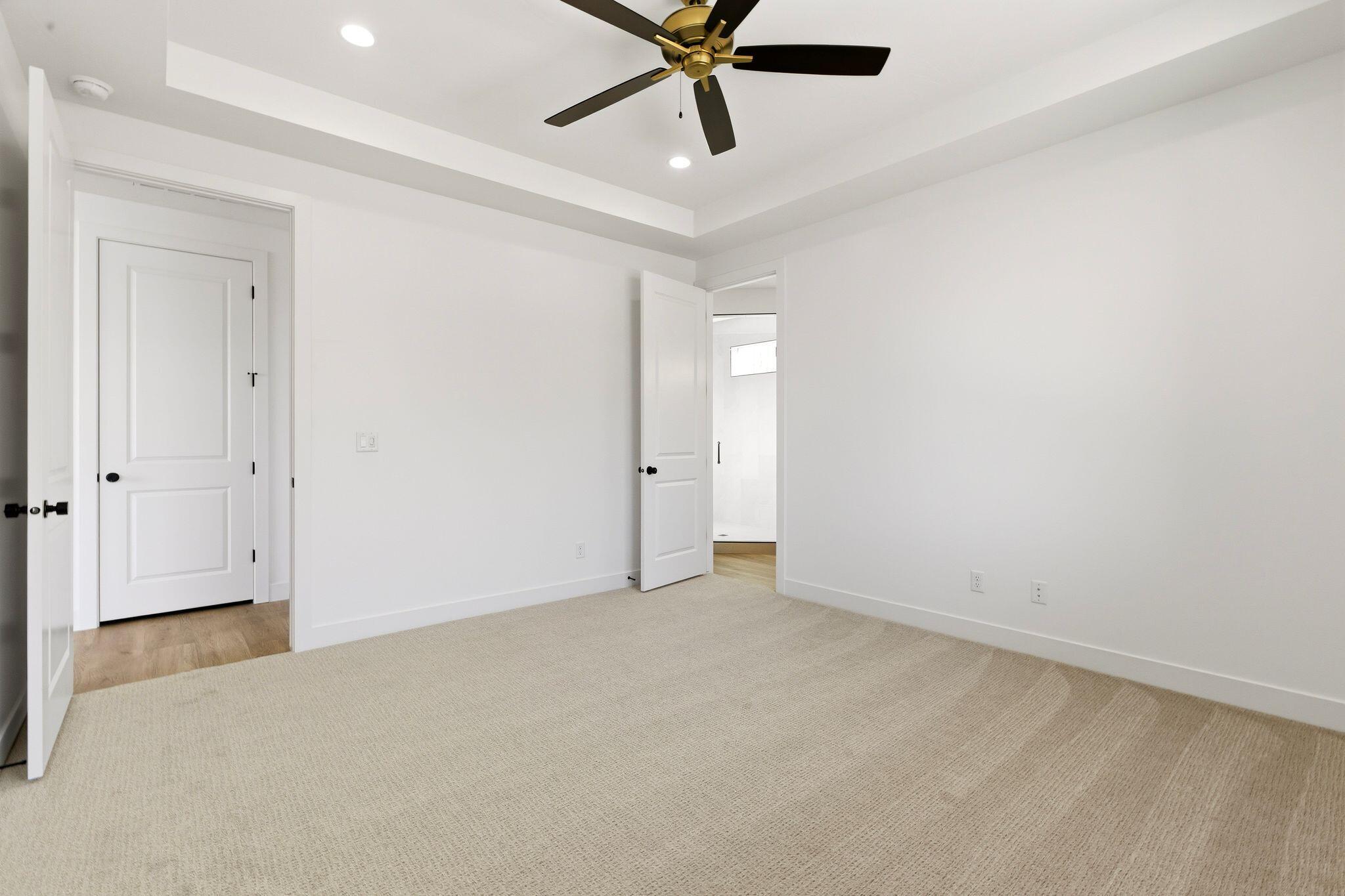 HURRICANE VIEWS - Residential