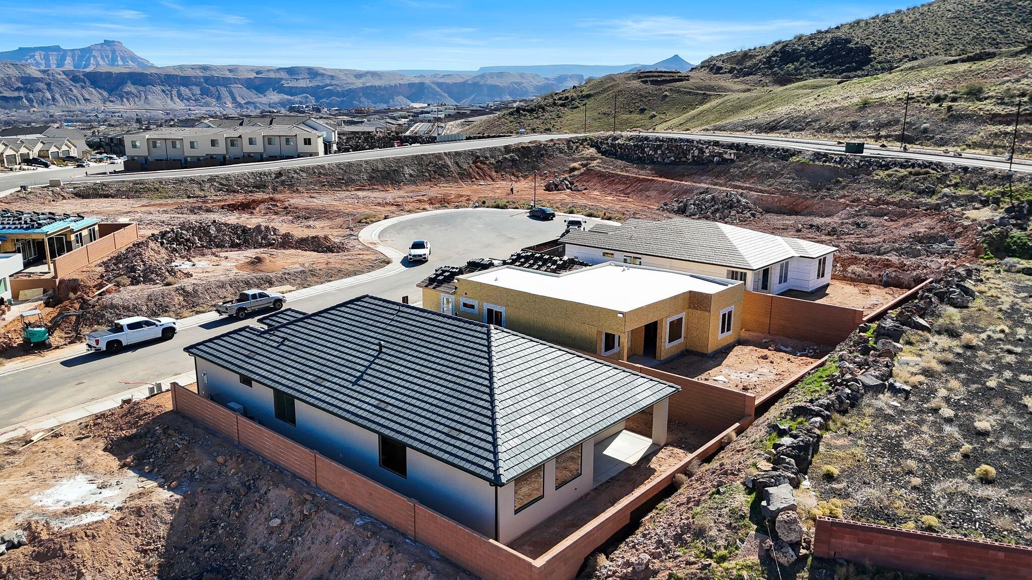 HURRICANE VIEWS - Residential