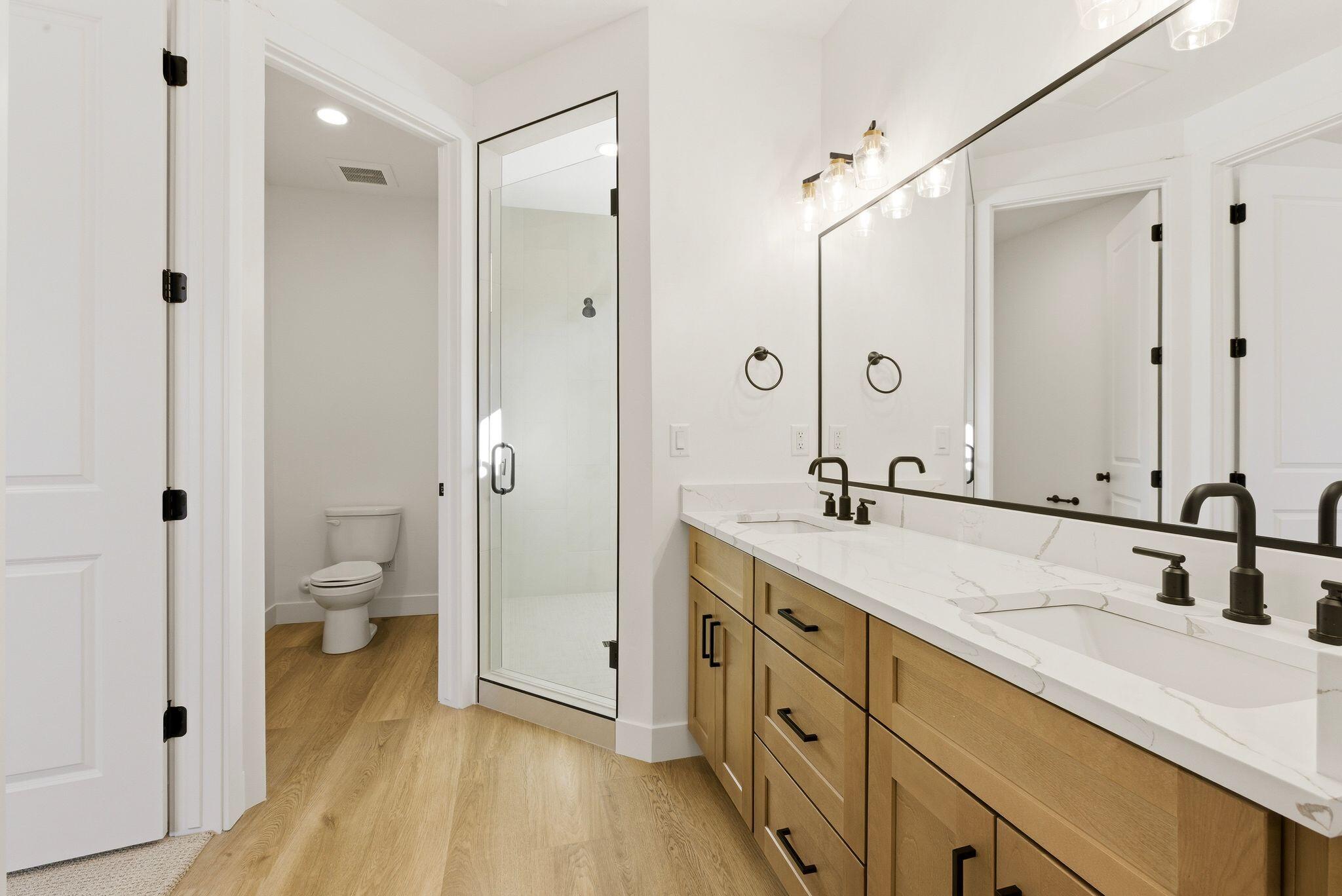 HURRICANE VIEWS - Residential