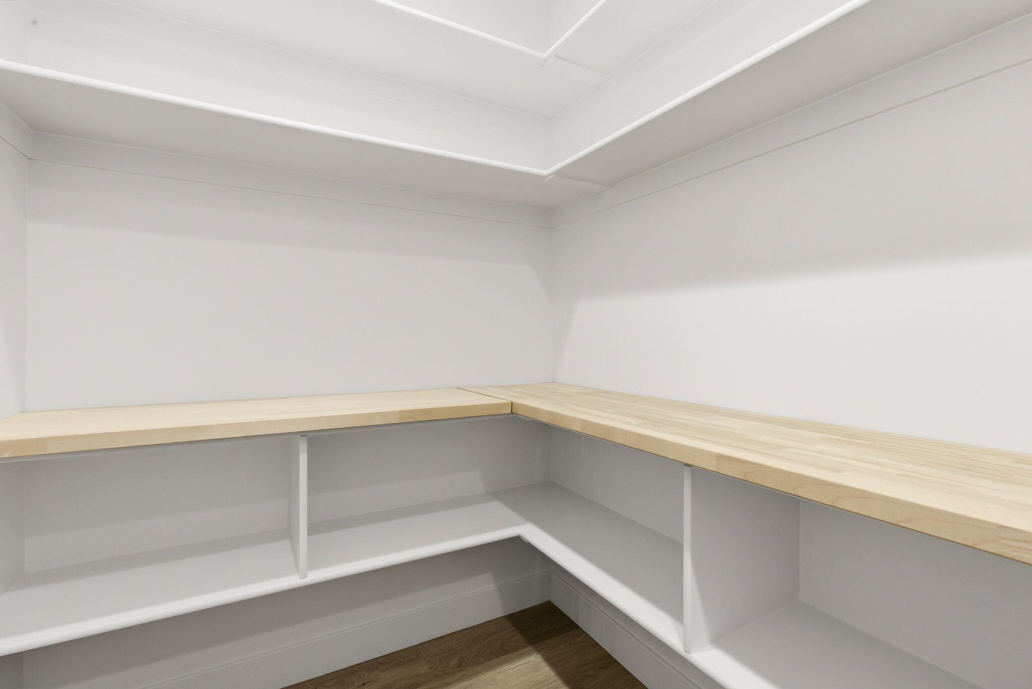 HURRICANE VIEWS - Residential