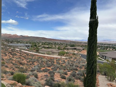 Tiny photo for 1442 W GRANDE, Washington, UT 84780 (MLS # 26-268377)