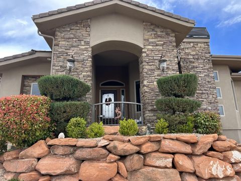 Tiny photo for 1442 W GRANDE, Washington, UT 84780 (MLS # 26-268377)