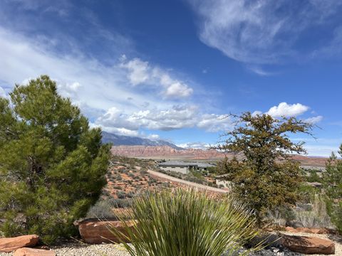 Tiny photo for 1442 W GRANDE, Washington, UT 84780 (MLS # 26-268377)