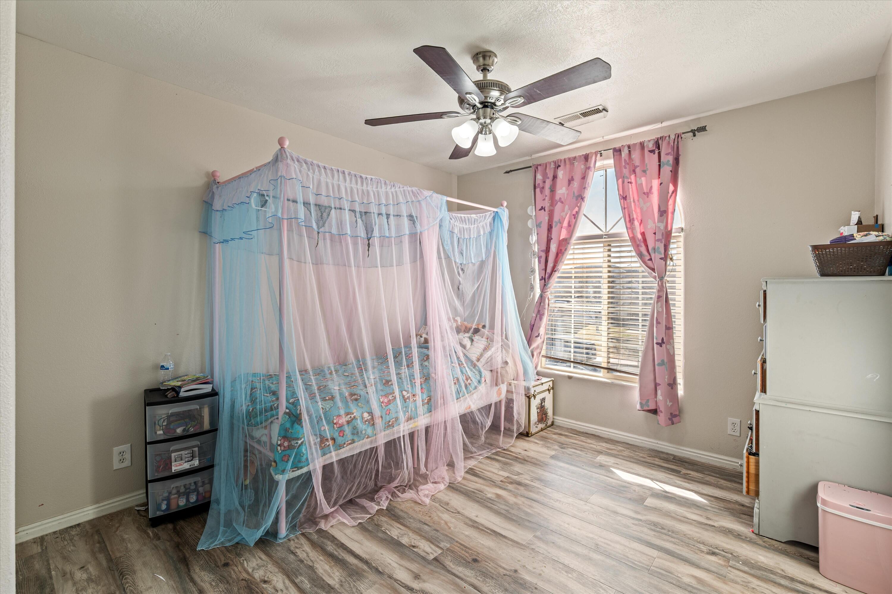 SOUTH POINTE - Residential