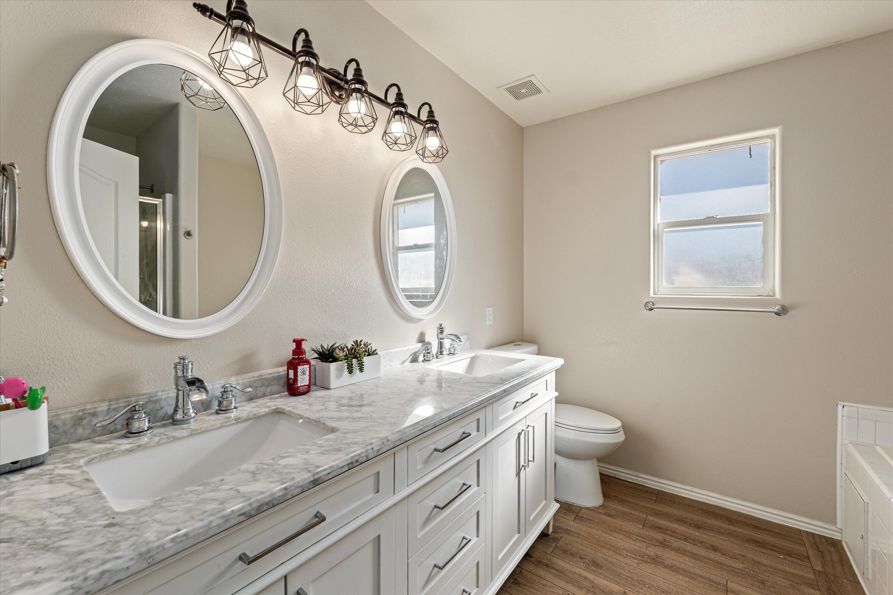 SOUTH POINTE - Residential