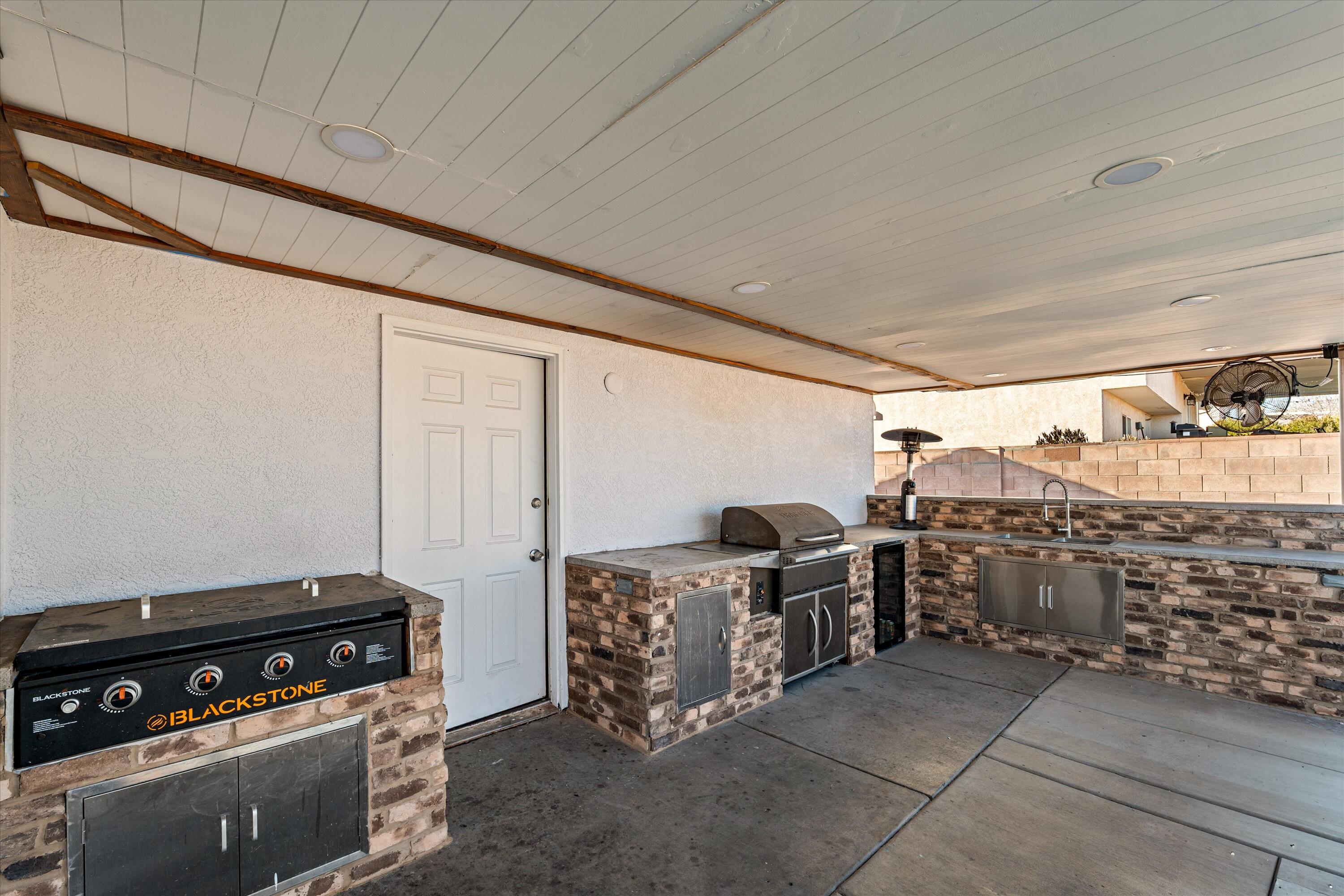 SOUTH POINTE - Residential