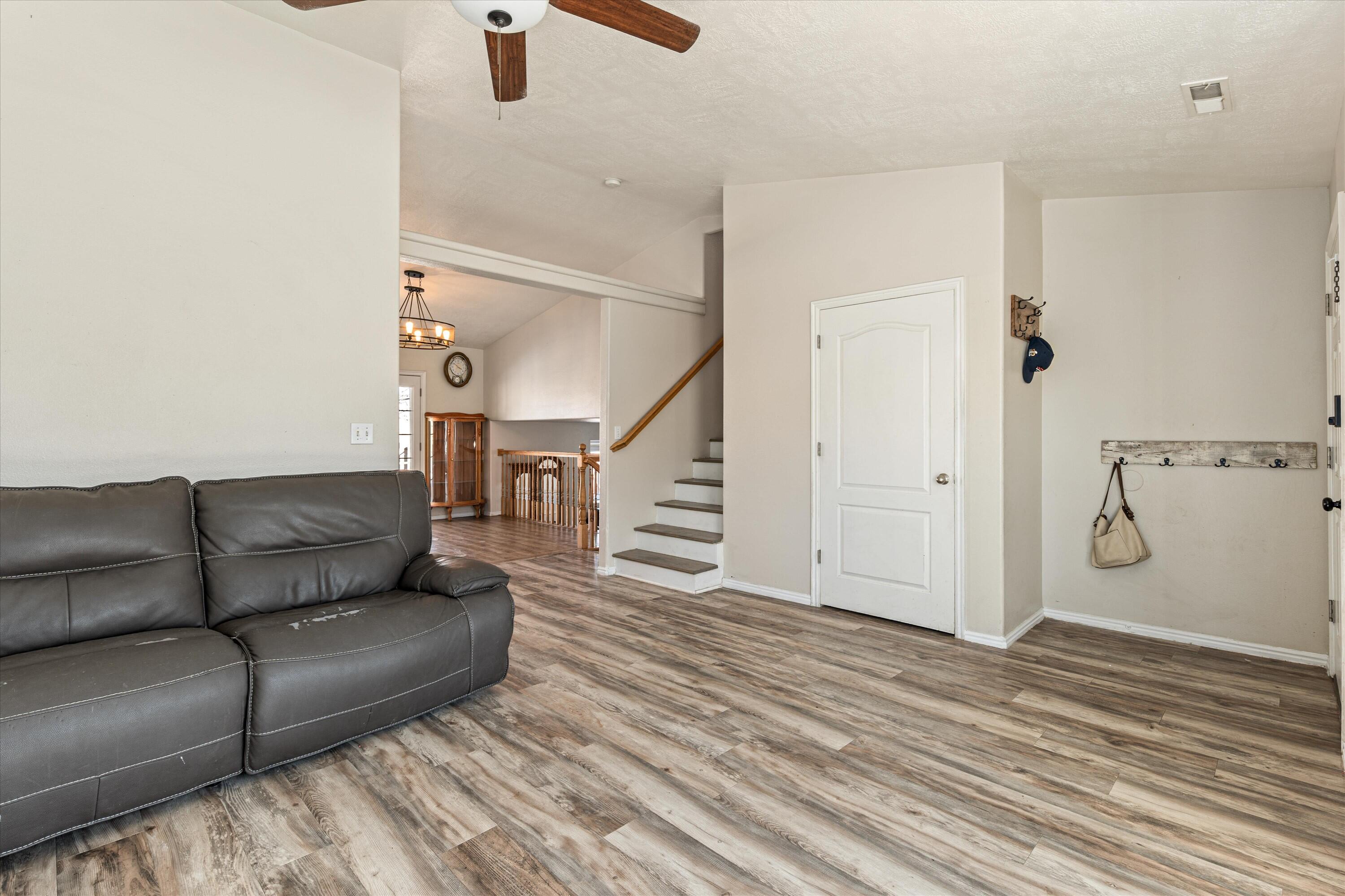 SOUTH POINTE - Residential