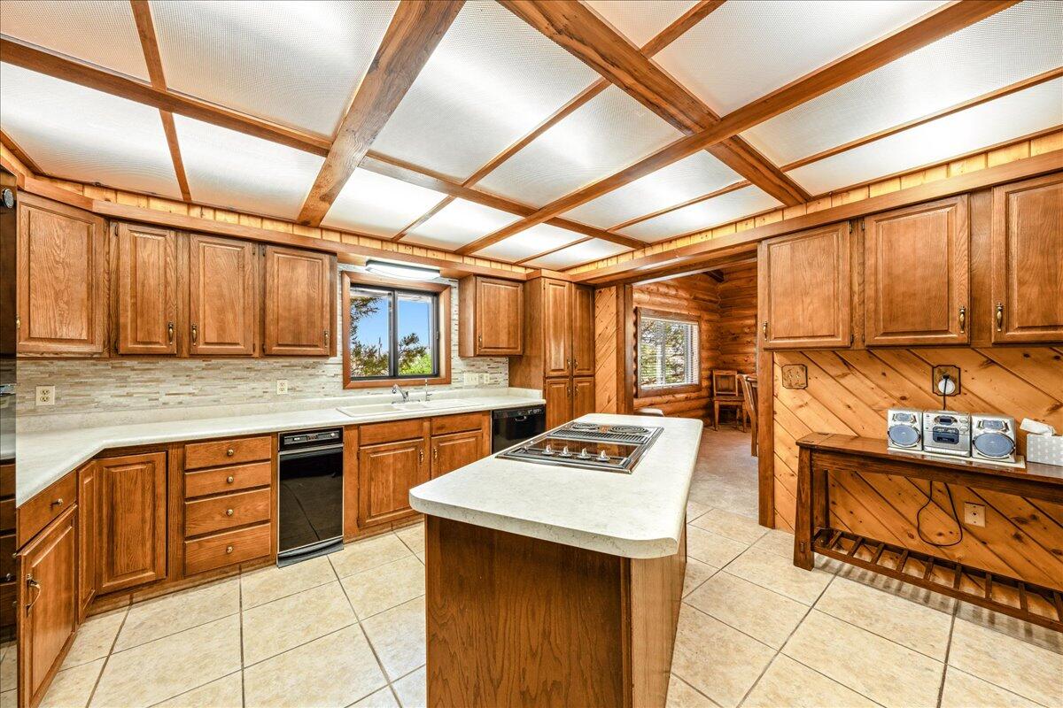 CIRCLE CLIFF - Residential