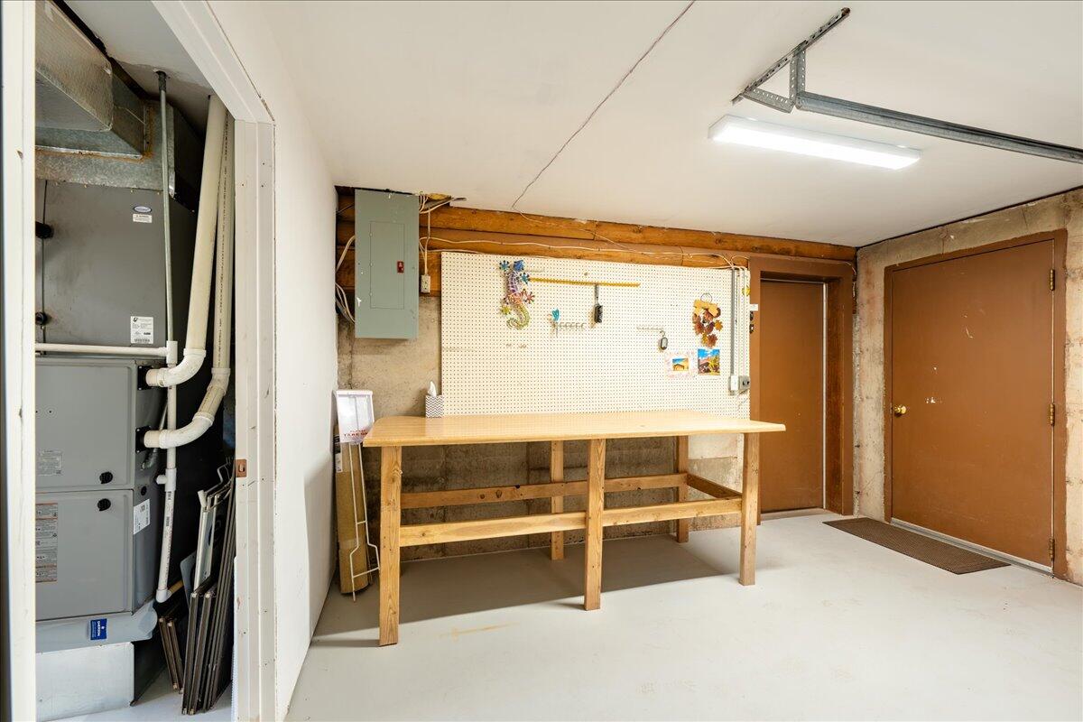 CIRCLE CLIFF - Residential