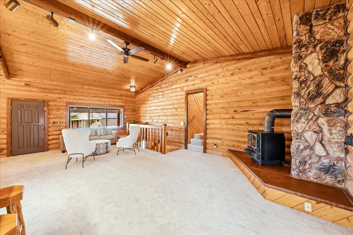 CIRCLE CLIFF - Residential