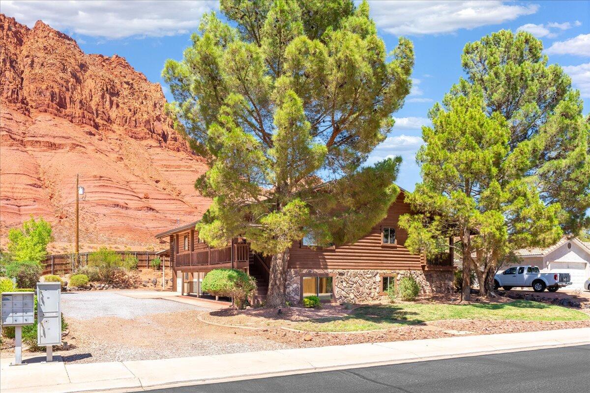 CIRCLE CLIFF - Residential