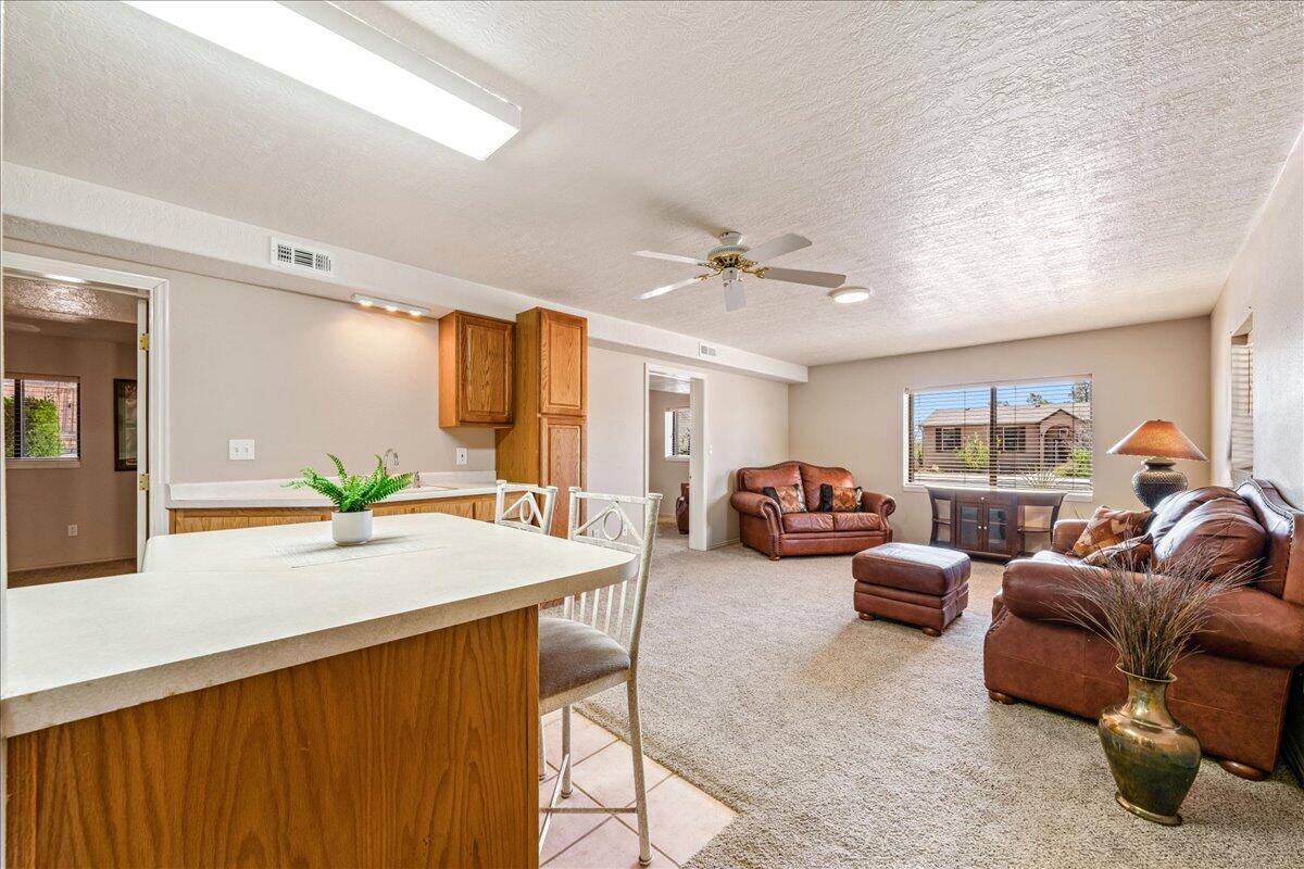 CIRCLE CLIFF - Residential