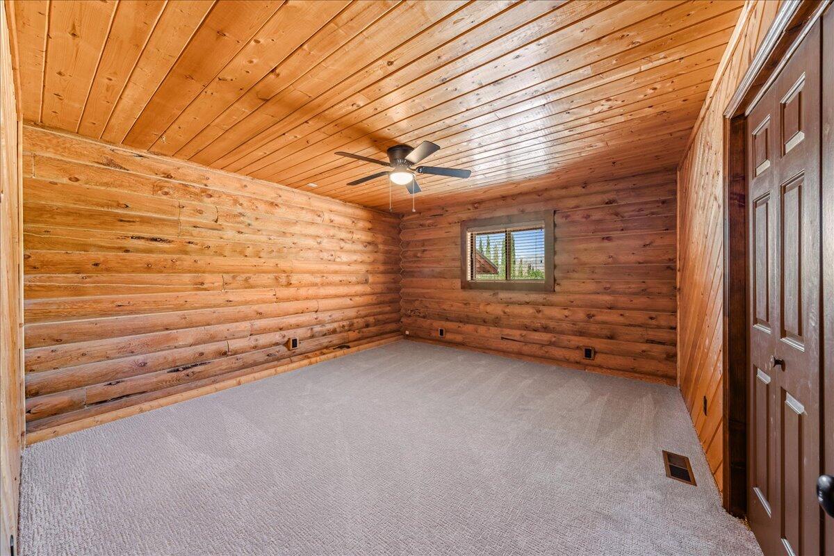 CIRCLE CLIFF - Residential