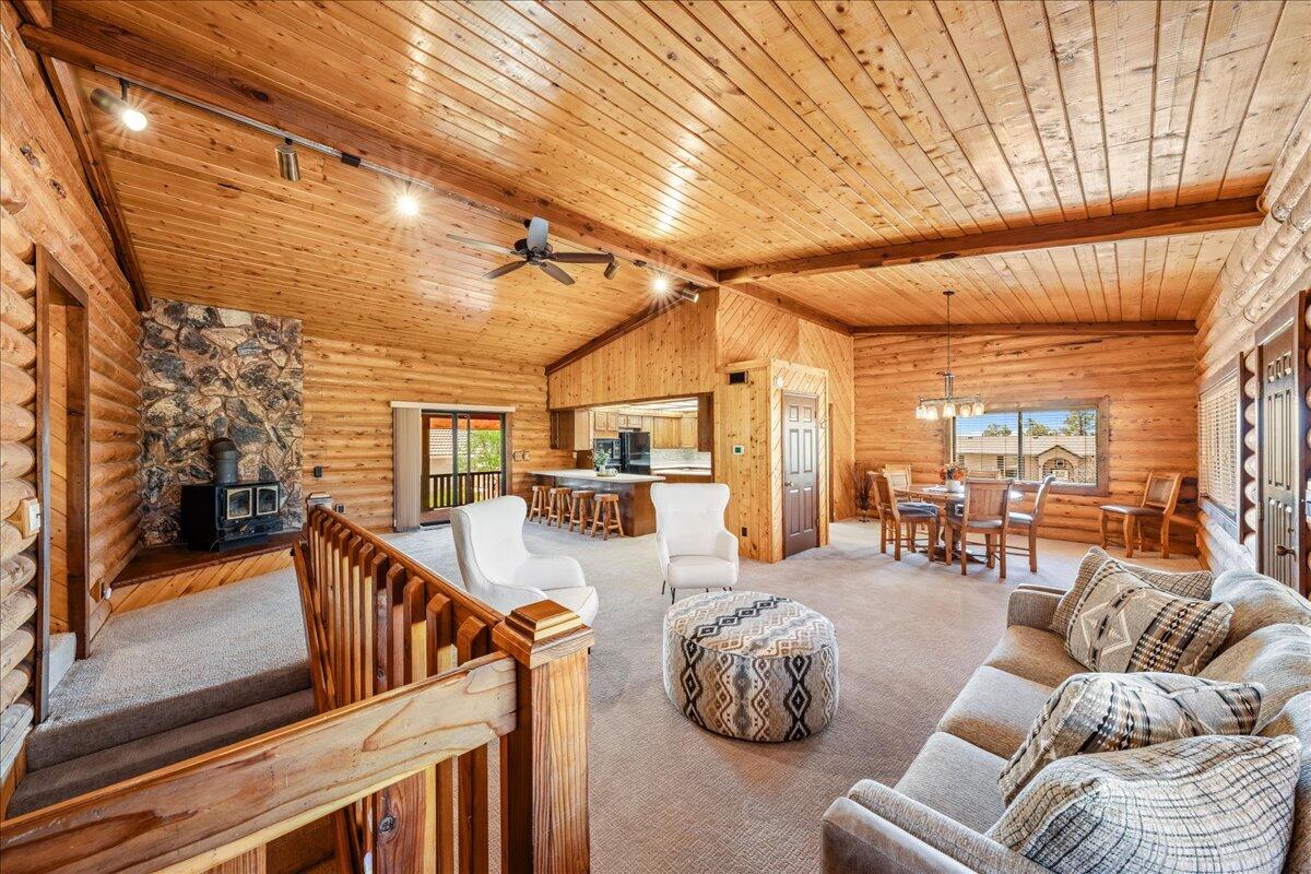 CIRCLE CLIFF - Residential