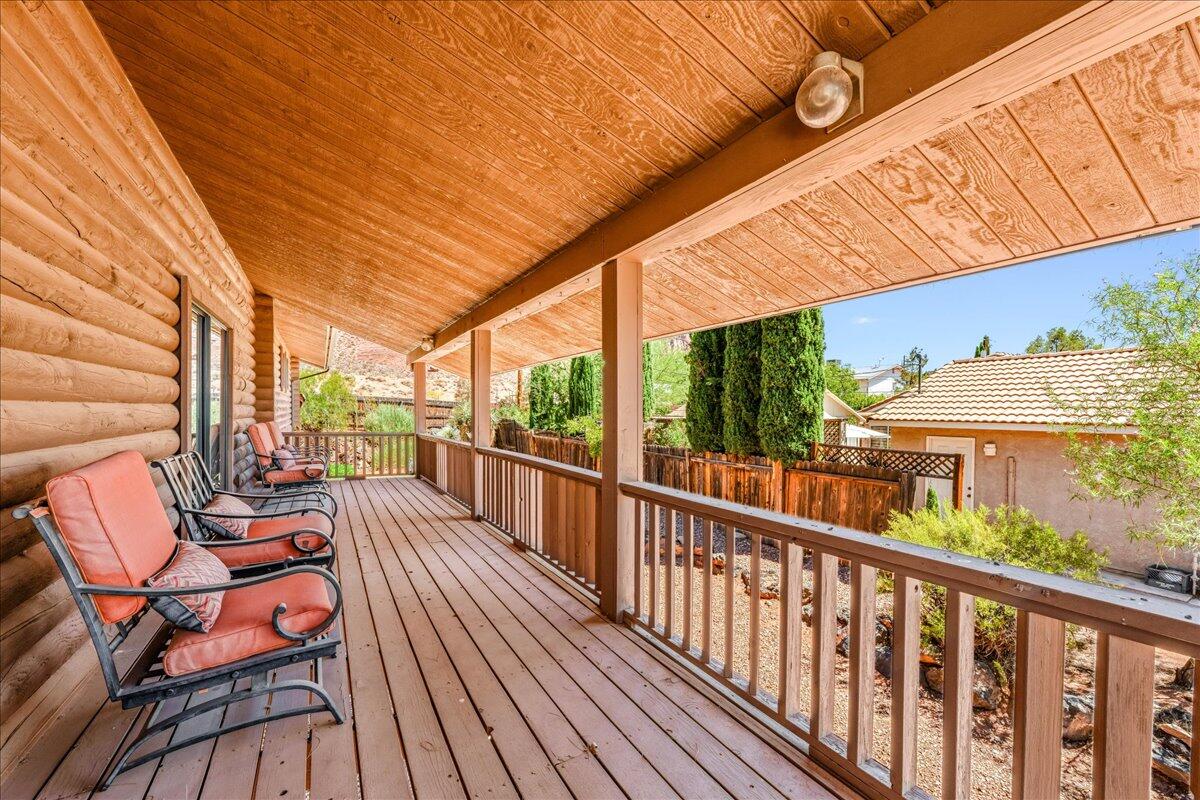 CIRCLE CLIFF - Residential